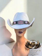 Load image into Gallery viewer, The Savannah