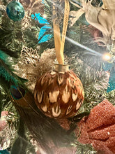Load image into Gallery viewer, Feather Baubles