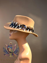 Load image into Gallery viewer, The Classique Sweep