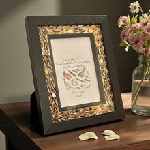 Load image into Gallery viewer, Luxury Feather Photo Frame