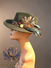 Load image into Gallery viewer, The Classique Sweep