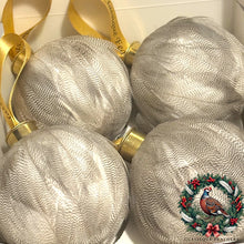 Load image into Gallery viewer, Feather Baubles