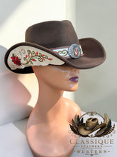 Load image into Gallery viewer, The Savannah