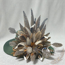 Load image into Gallery viewer, Fedora with an Exquisite Feather Pin