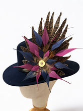 Load image into Gallery viewer, Exquisite Feather Hat Pin