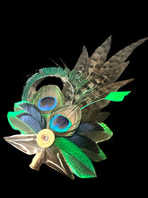 Load image into Gallery viewer, Exquisite Feather Hat Pin
