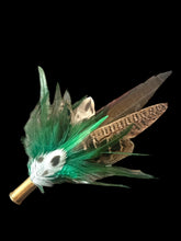 Load image into Gallery viewer, Classique Feather Hat Pin