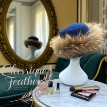 Load image into Gallery viewer, Fur Trimmed Wool Hat
