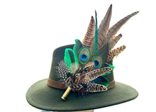 Load image into Gallery viewer, Classique Fedora Hat &amp; Feather Pin
