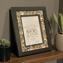 Load image into Gallery viewer, Luxury Feather Photo Frame
