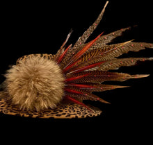 Load image into Gallery viewer, Exquisite Feather Hat Pin
