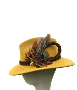 Classique Fedora Hat & Feather Pin