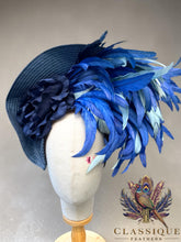 Load image into Gallery viewer, Outlet Fascinators
