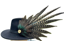 Load image into Gallery viewer, Classique Fedora Hat &amp; Feather Pin
