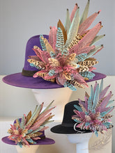 Load image into Gallery viewer, Fedora with an Exquisite Feather Pin
