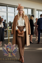 Load image into Gallery viewer, Camel teardrop fascinator

