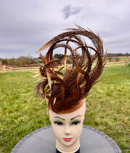 Load image into Gallery viewer, Fascinators
