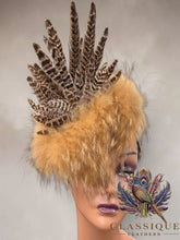 Load image into Gallery viewer, Clearance Fascinators
