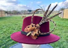 Load image into Gallery viewer, Feather Hat Pin
