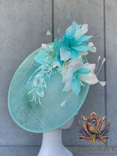 Load image into Gallery viewer, Mint &amp; Ivory Feather Fascinator
