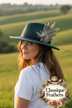 Load image into Gallery viewer, Classique Fedora Hat &amp; Feather Pin
