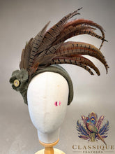 Load image into Gallery viewer, Outlet Fascinators
