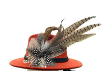 Load image into Gallery viewer, Classique Fedora Hat &amp; Feather Pin
