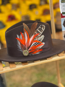 Classique Fedora Hat & Feather Pin